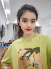 闵行雅雅